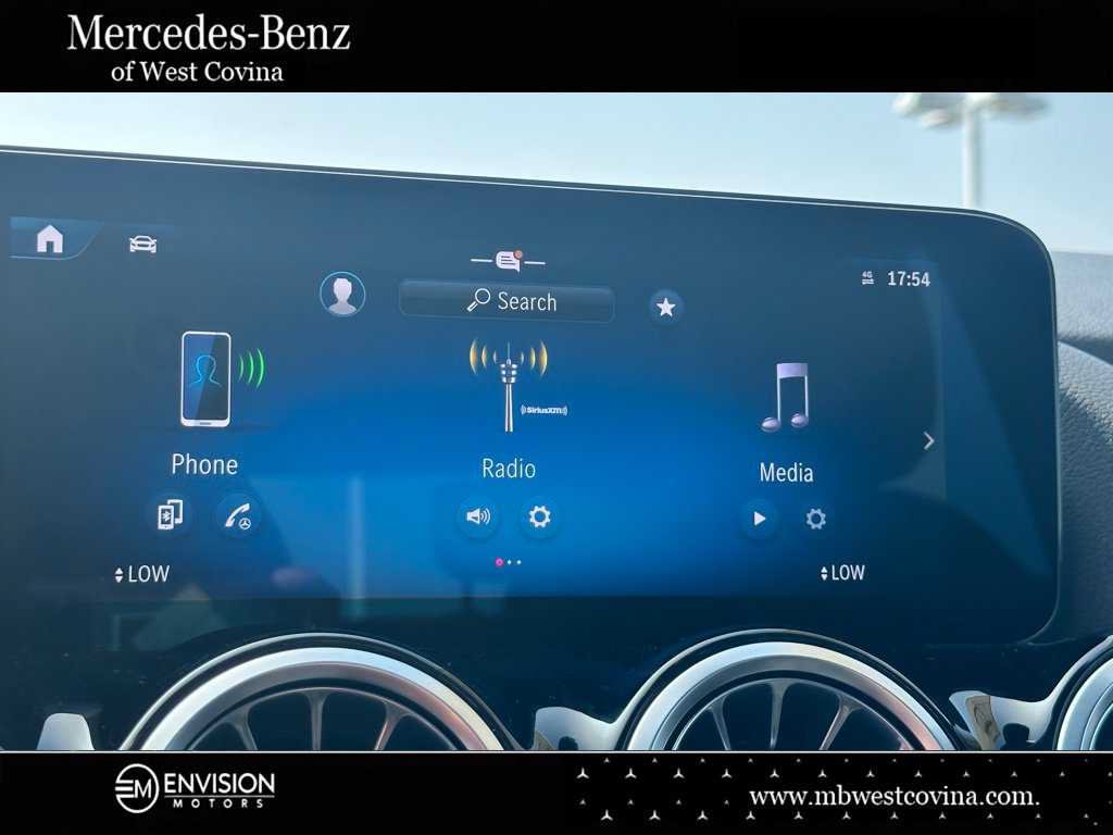 New 2025 Mercedes-Benz GLA 35 AMG 4MATIC image 27