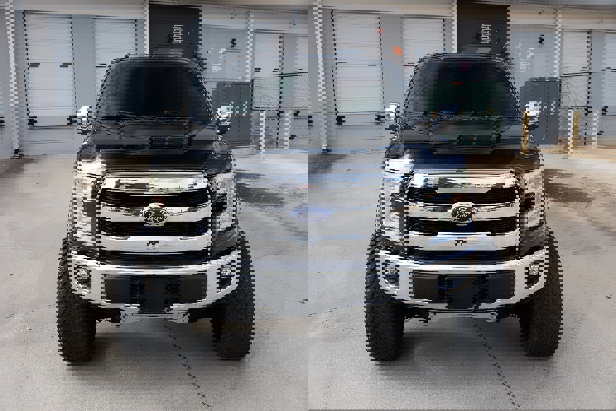 Used 2017 Ford F150 Lariat w/ Equipment Group 501A Mid image 24