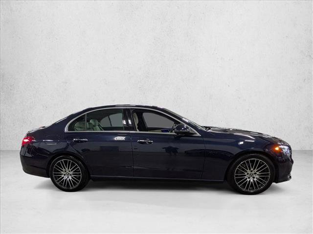 Used 2023 Mercedes-Benz C 300 4MATIC Sedan image 4