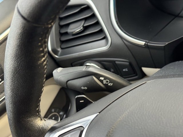 Used 2016 Ford Edge Titanium image 26