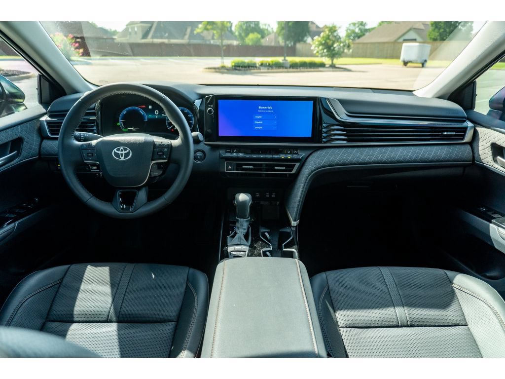 Used 2026 Toyota Camry XLE FWD image 20