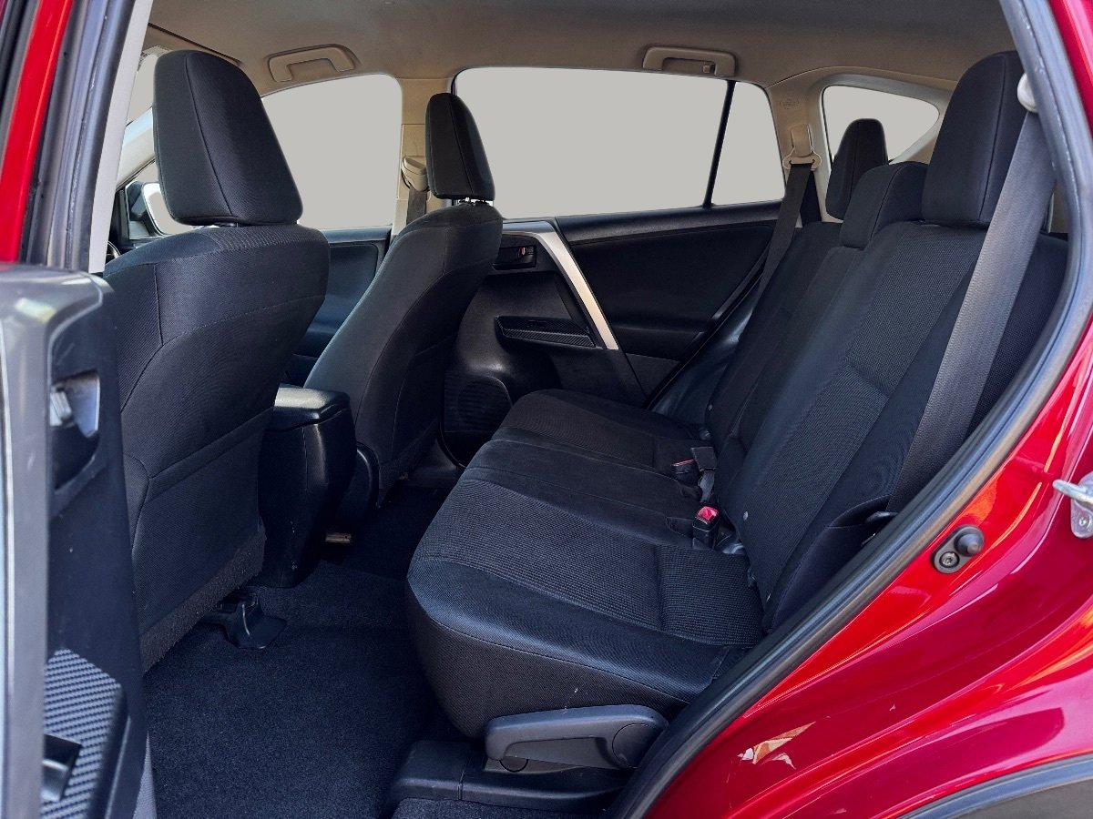 Used 2014 Toyota RAV4 LE FWD image 17