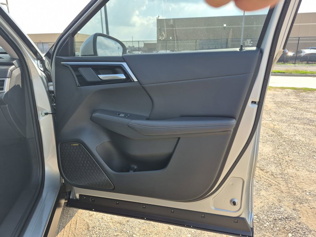 New 2026 Mitsubishi Outlander SE image 41