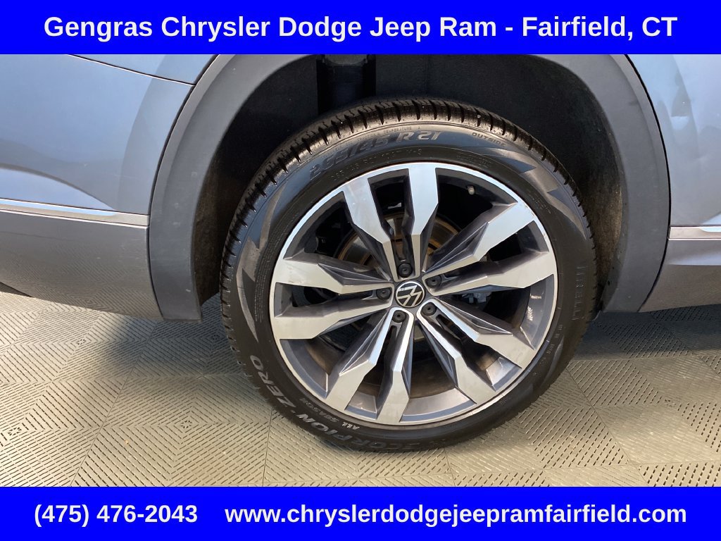 Used 2023 Volkswagen Atlas SEL Premium AWD/4WD image 36