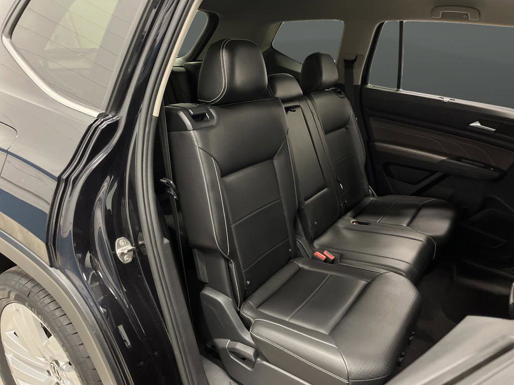 Used 2021 Volkswagen Atlas SE image 29