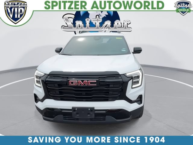 Used 2026 GMC Terrain Elevation w/ Elevation Premium Package FWD video 3