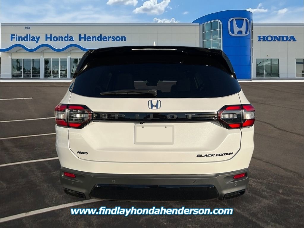 New 2026 Honda Pilot Black Edition image 4