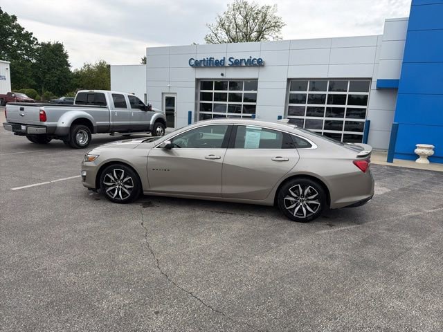 Used 2023 Chevrolet Malibu RS w/ LPO, Floor Liner Package FWD image 6