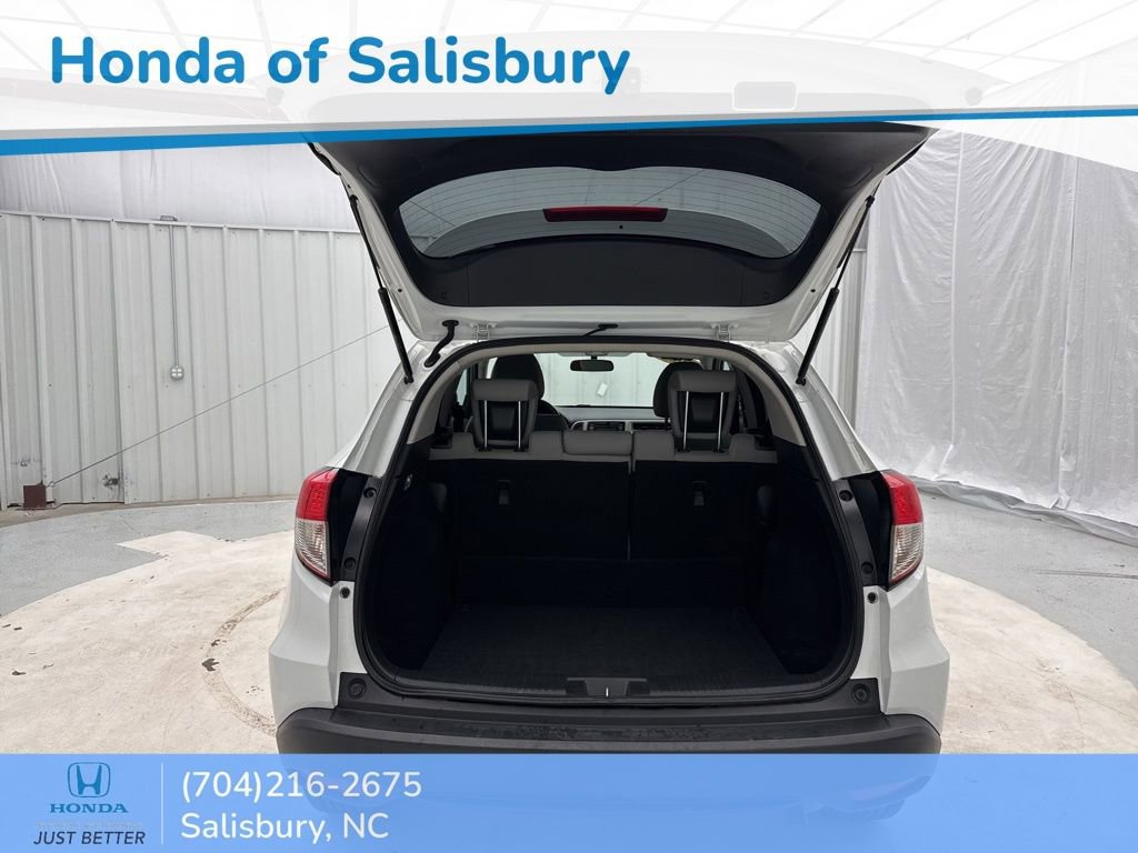 Used 2021 Honda HR-V LX image 10