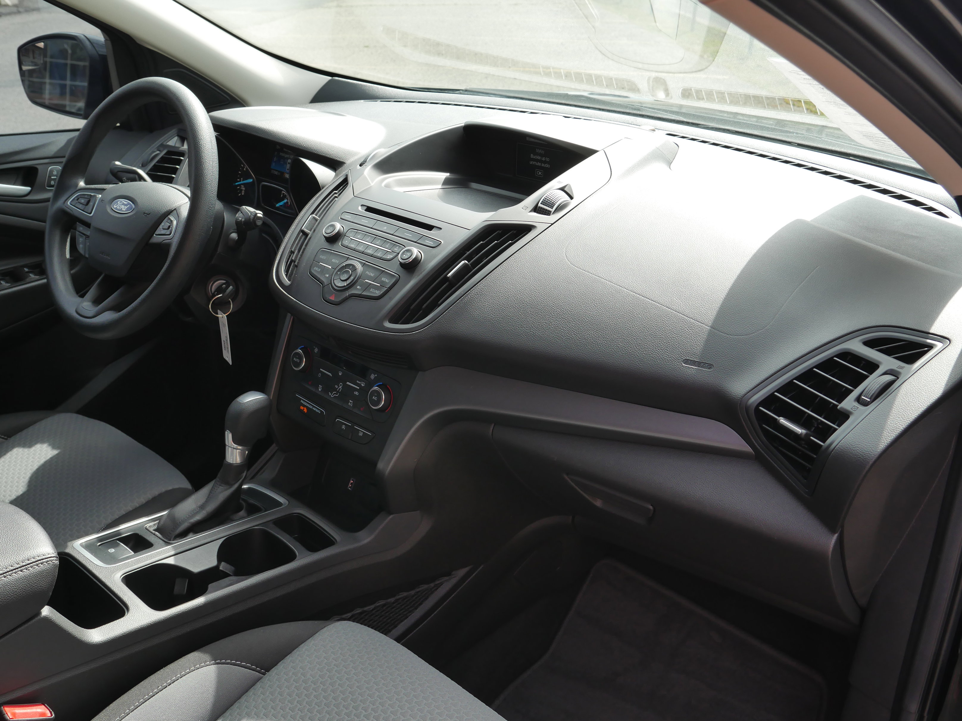 Used 2017 Ford Escape SE image 23