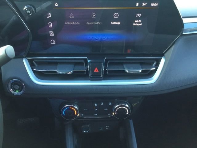 New 2025 Chevrolet TrailBlazer LT w/ LT Cold Weather Package AWD/4WD image 13