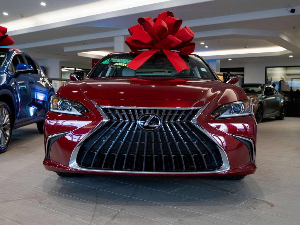 New 2025 Lexus ES 350 w/ Premium Package image 2