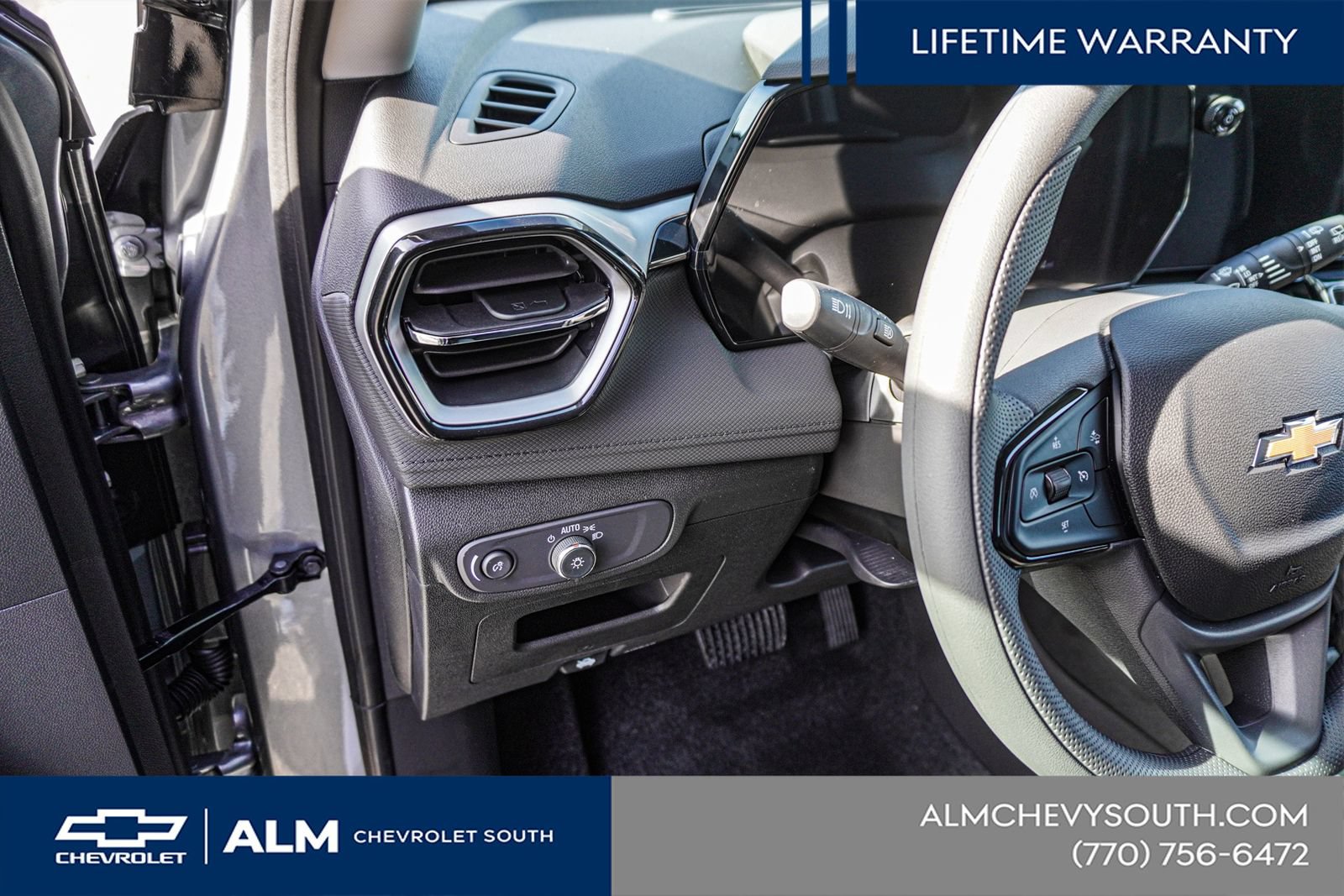 New 2026 Chevrolet TrailBlazer LT w/ Driver Confidence Package FWD image 32