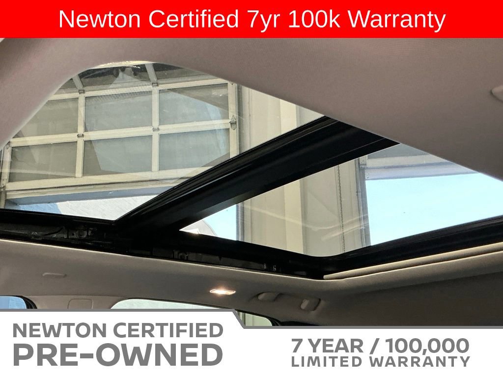Used 2025 Nissan Murano SL AWD/4WD image 10