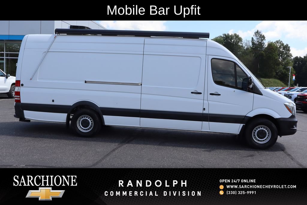 Used 2015 Mercedes-Benz Sprinter 2500 image 1
