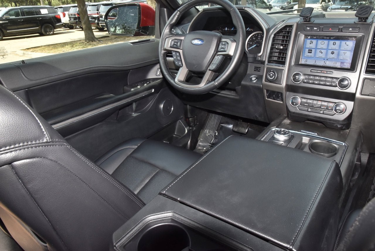 Used 2019 Ford Expedition XLT AWD/4WD image 16