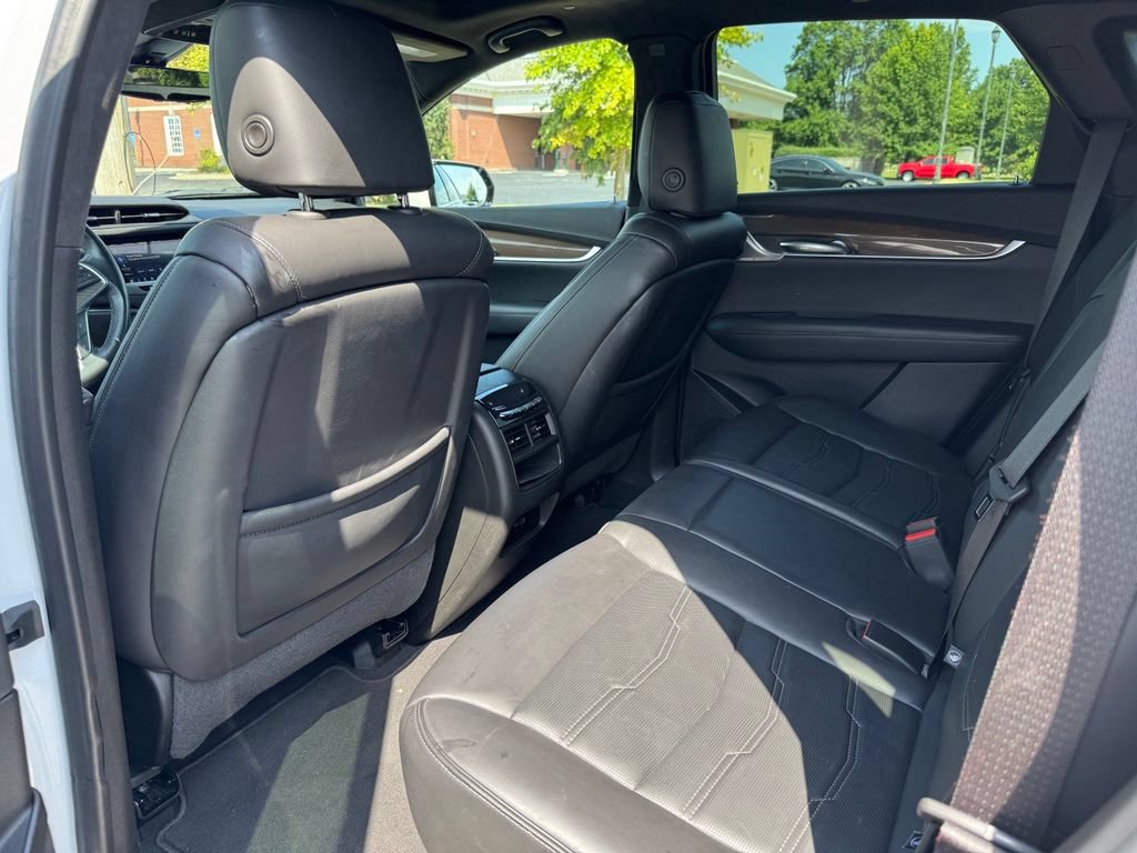 Certified 2024 Cadillac XT5 Premium Luxury w/ Platinum Package AWD/4WD image 13