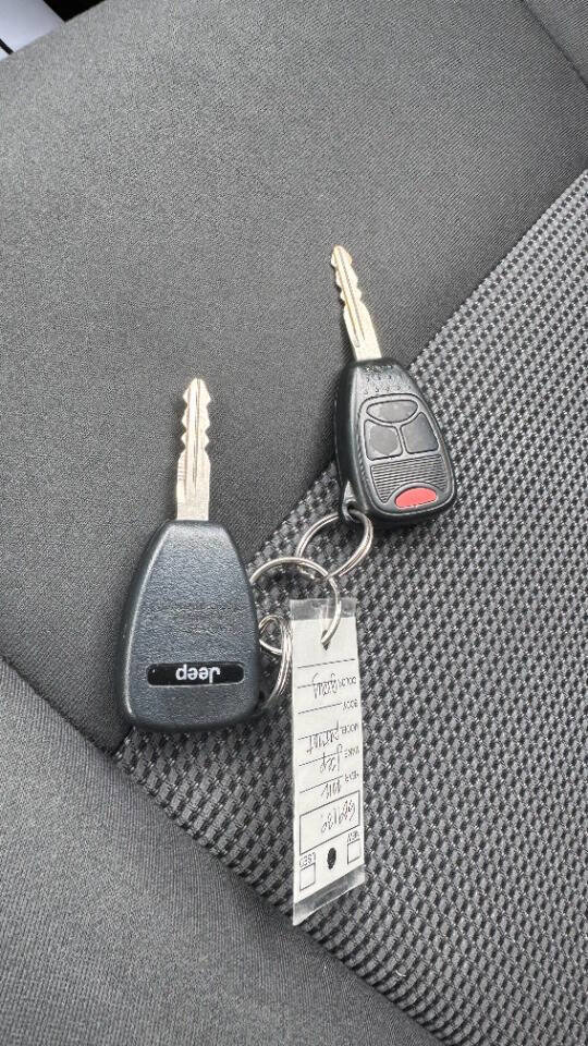 Used 2012 Jeep Patriot Latitude w/ Sun/Sound Group image 26