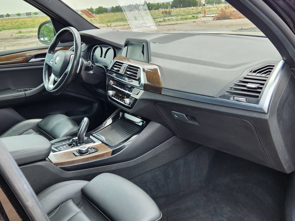 Used 2019 BMW X3 xDrive30i w/ Driving Assistance Package AWD/4WD image 16