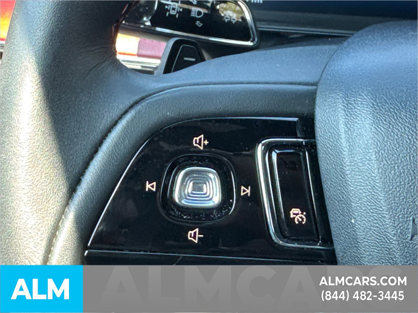 Used 2024 Lincoln Corsair Reserve w/ Jet Appearance Package image 30