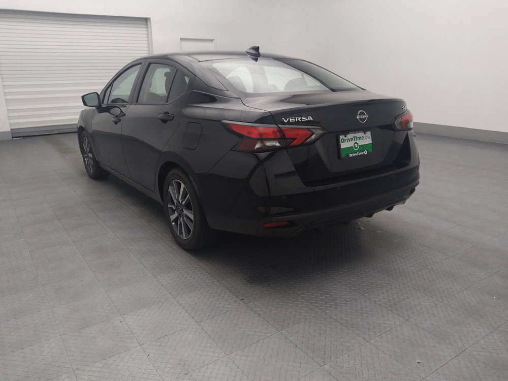 Used 2023 Nissan Versa SV image 5