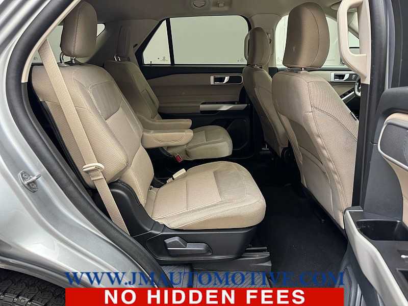 Used 2023 Ford Explorer XLT AWD/4WD image 20