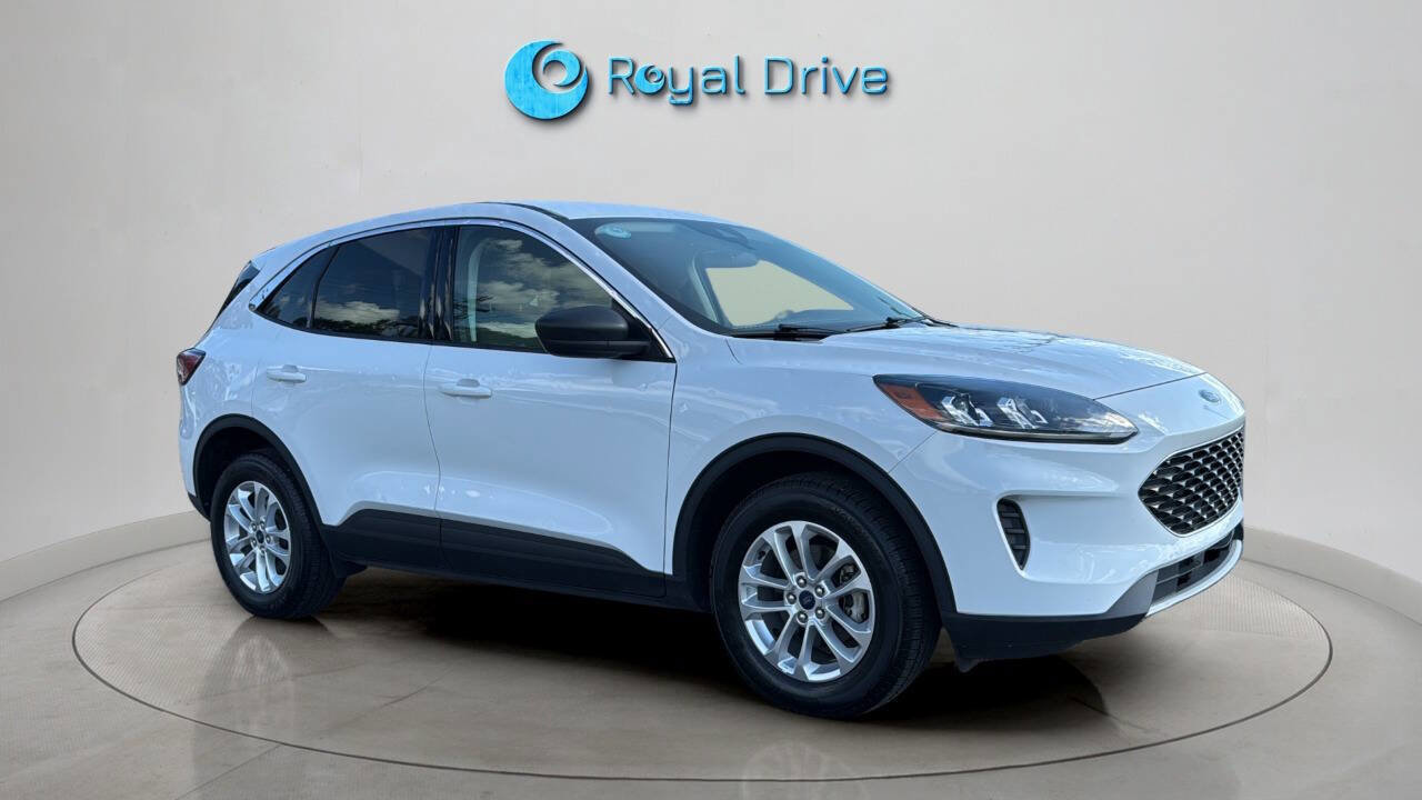 Used 2022 Ford Escape SE image 8