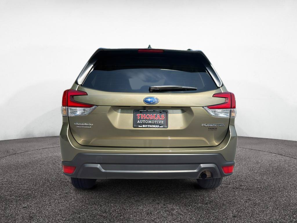 Certified 2024 Subaru Forester Premium AWD/4WD image 6