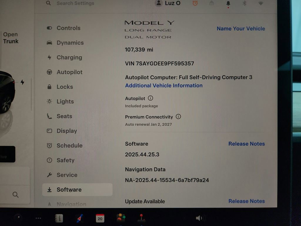 Used 2023 Tesla Model Y Long Range image 29