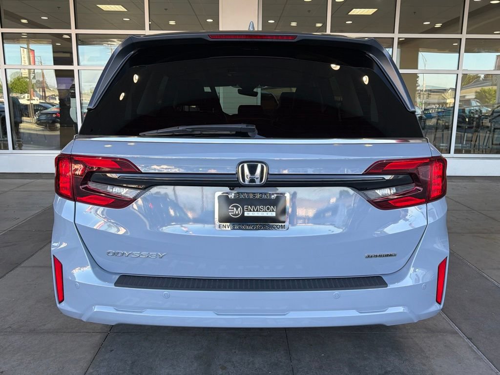 Used 2025 Honda Odyssey Touring image 12