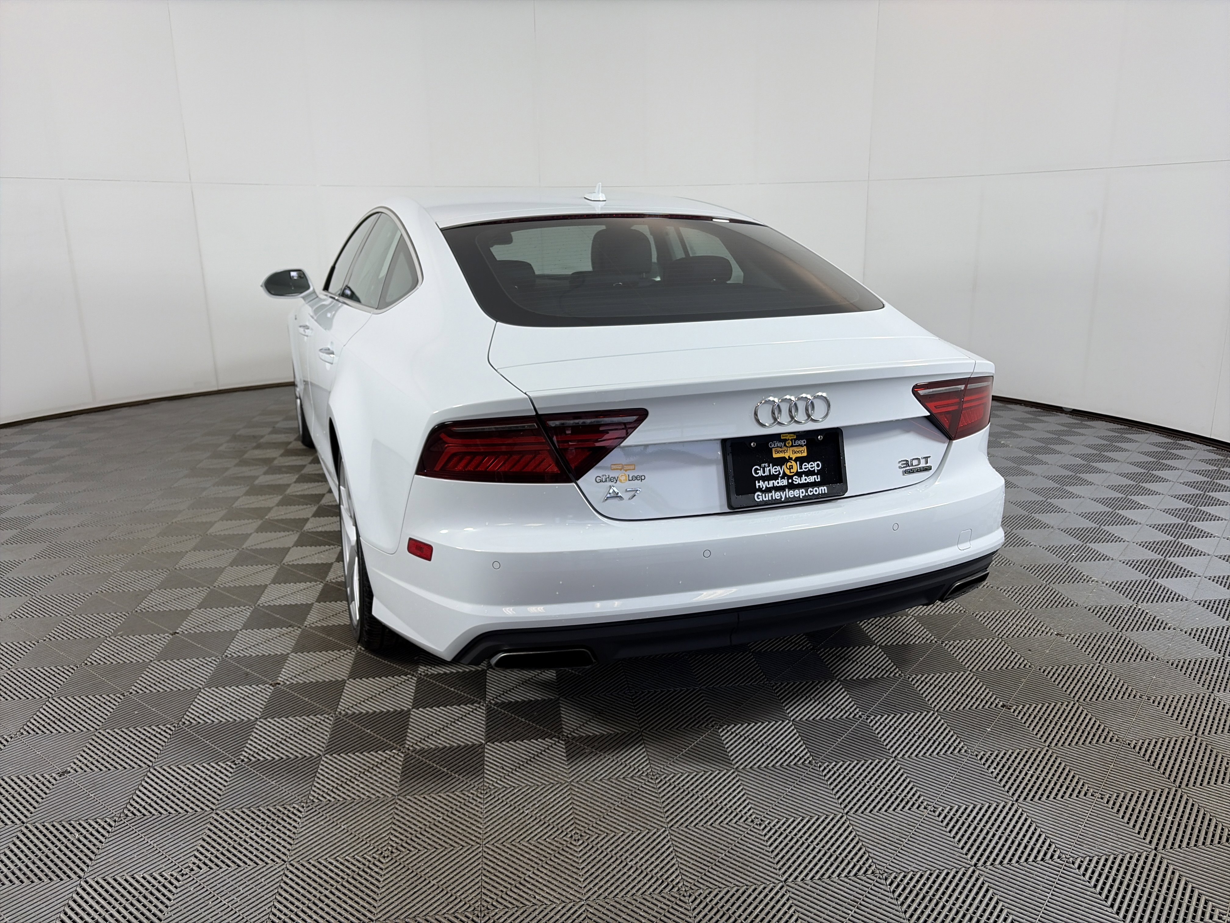Used 2017 Audi A7 3.0T Premium Plus w/ Cold Weather Package image 4