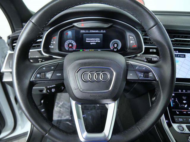 Used 2023 Audi Q7 2.0T Premium w/ Convenience Package AWD/4WD image 13