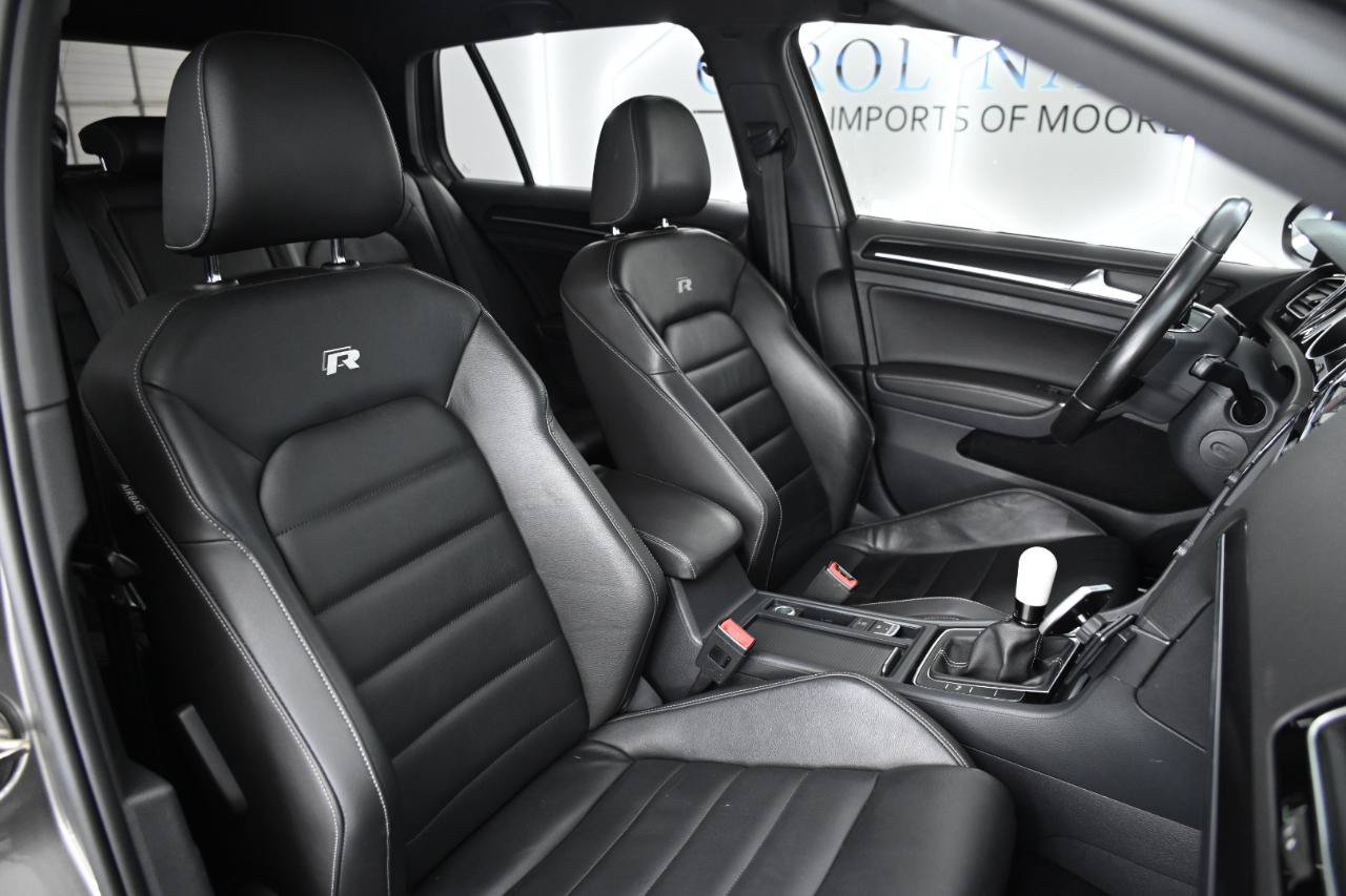 Used 2017 Volkswagen Golf R 4-Door AWD/4WD image 23