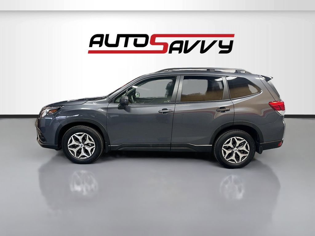 Used 2024 Subaru Forester Premium image 4