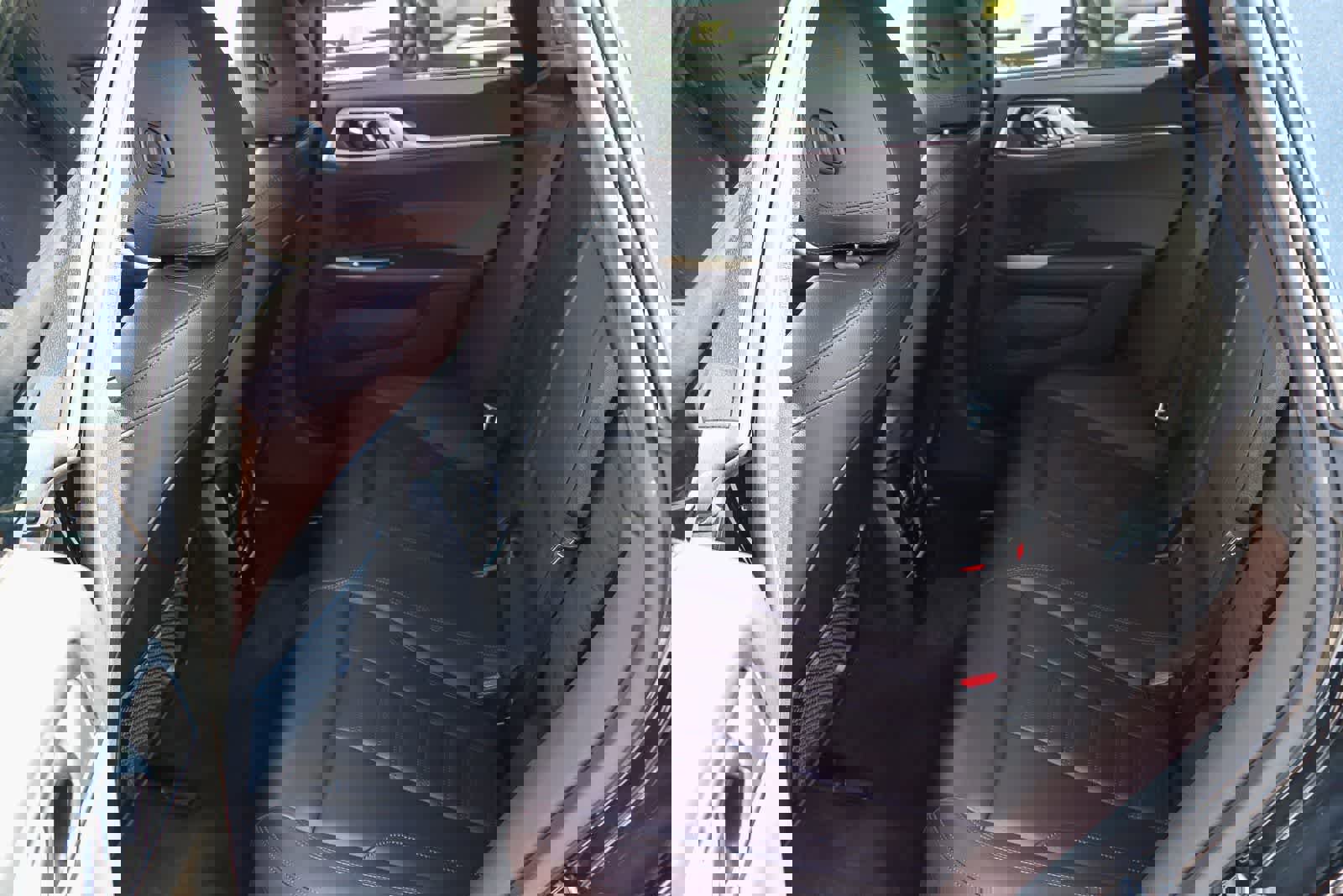 Used 2023 BMW i4 eDrive35 image 18