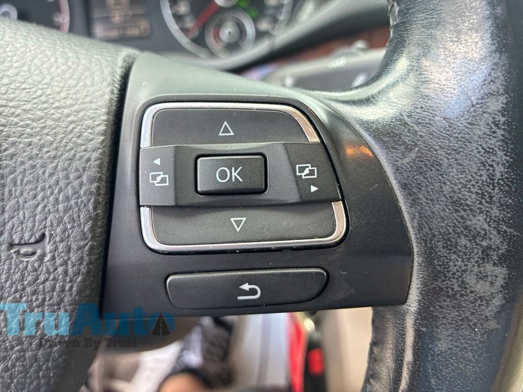 Used 2012 Volkswagen Passat 2.5 SEL FWD image 31
