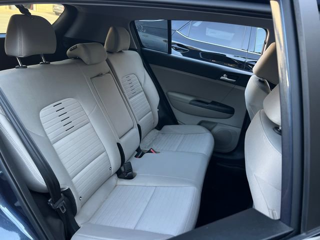 Used 2022 Kia Sportage LX w/ LX FWD Value Edition Package image 27