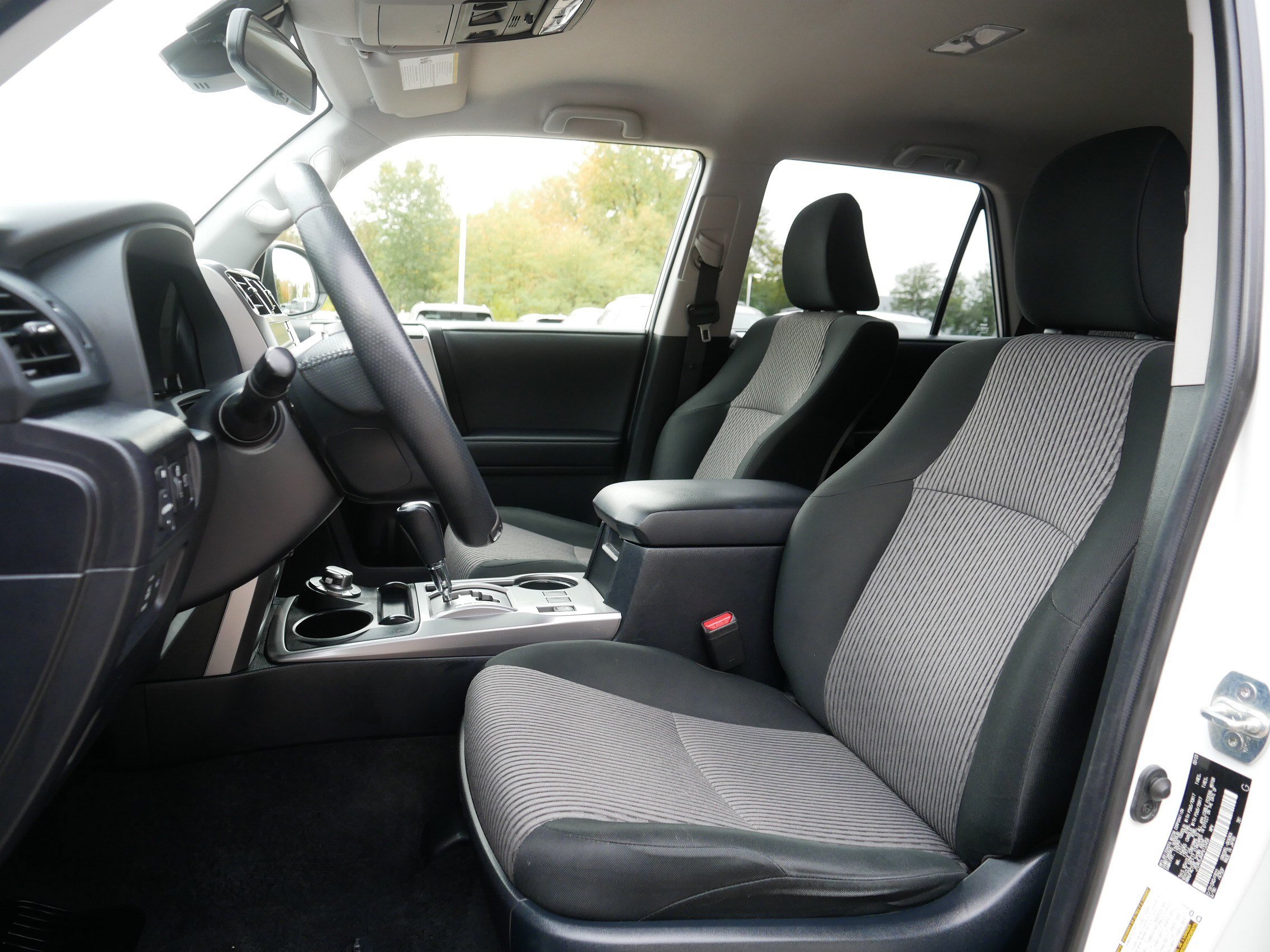 Used 2023 Toyota 4Runner SR5 AWD/4WD image 35