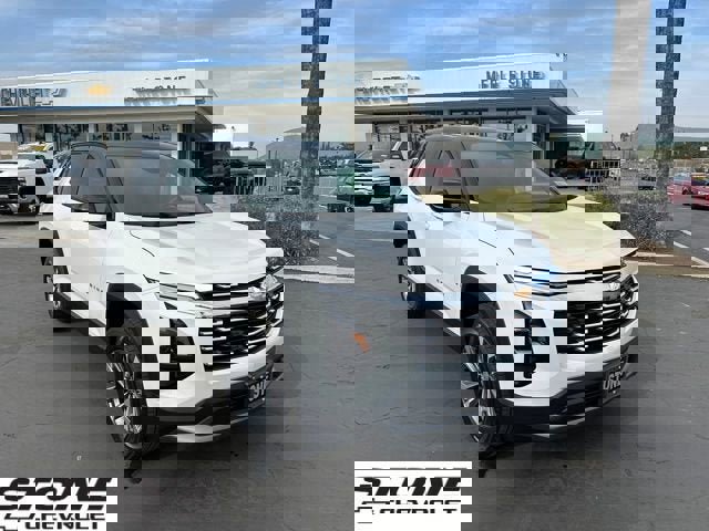 New 2026 Chevrolet Equinox LT image 1