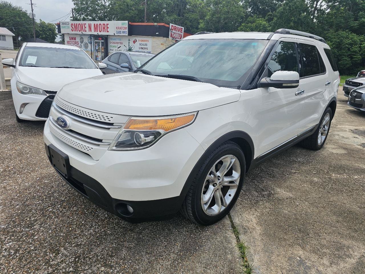 Used 2011 Ford Explorer Limited w/ 301A Rapid Spec Order Code FWD image 5