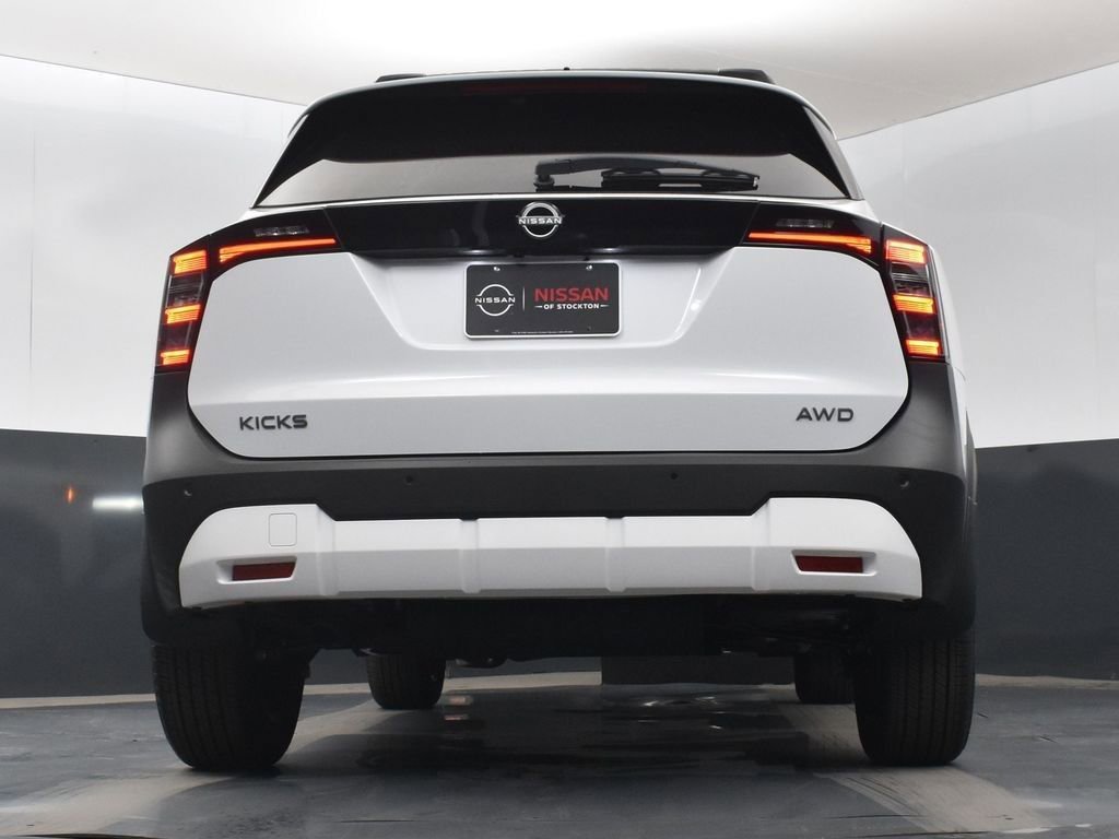New 2026 Nissan Kicks SV w/ SV Premium Package image 41