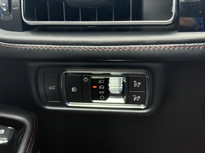 Certified 2023 Lincoln Aviator Reserve w/ Equipment Group 201A image 30