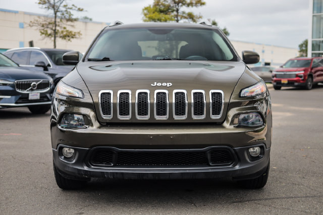 Used 2015 Jeep Cherokee Latitude w/ Comfort/Convenience Group AWD/4WD image 6