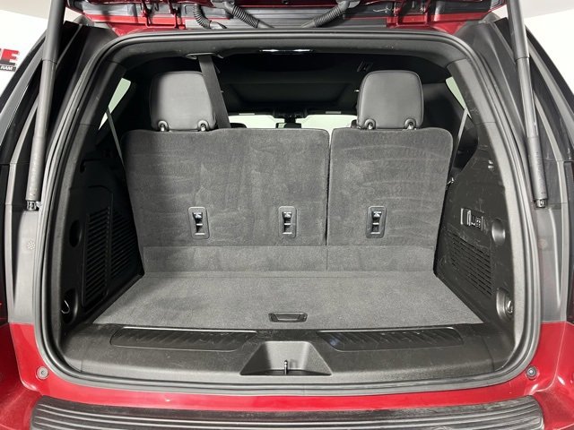 Used 2022 GMC Yukon SLT w/ SLT Luxury Package image 28