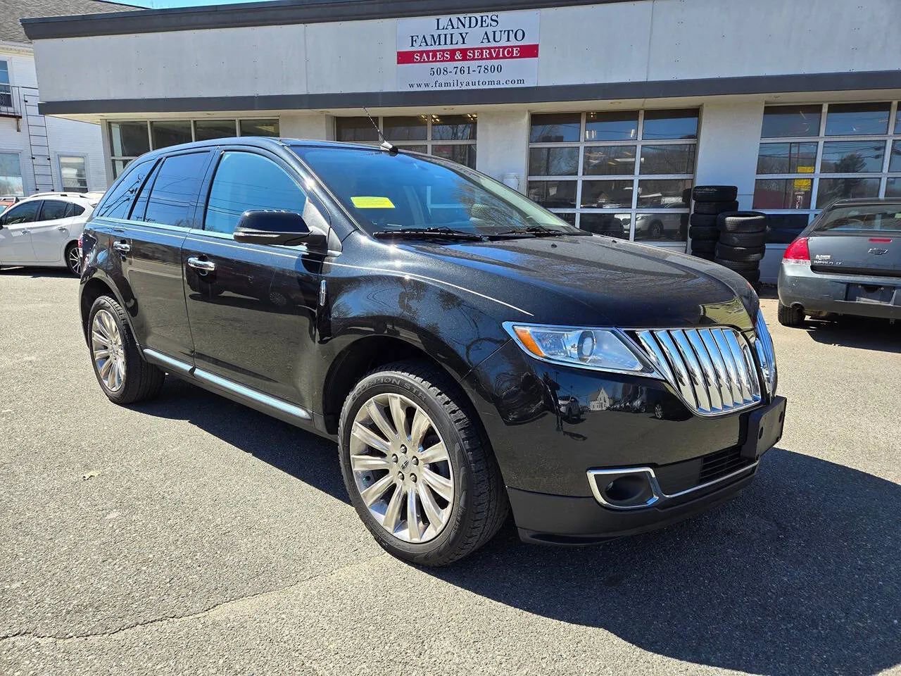 Used 2015 Lincoln MKX AWD w/ Equipment Group 102A image 30