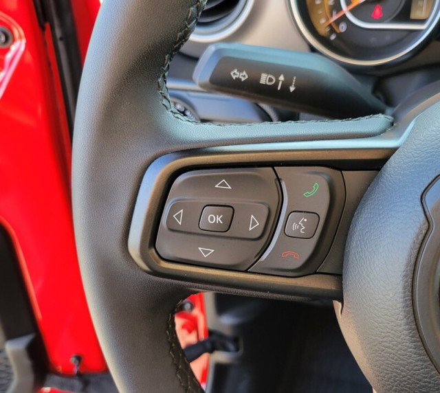 Used 2023 Jeep Gladiator Sport image 17