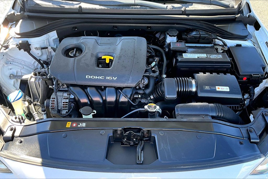 Used 2018 Hyundai Elantra SE FWD image 29