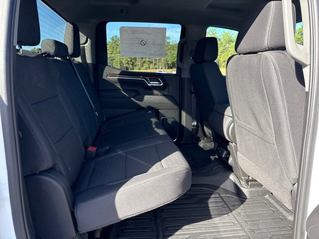New 2026 GMC Sierra 1500 SLE image 16