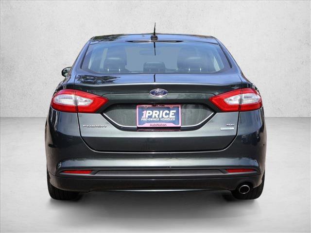Used 2016 Ford Fusion SE w/ Equipment Group 202A image 7