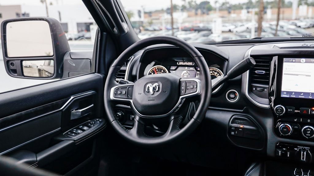 New 2024 RAM 3500 Big Horn w/ Night Edition image 16